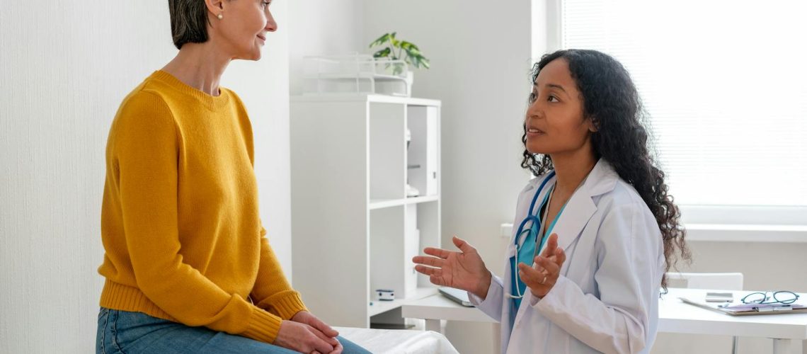 Ce qu'il faut savoir sur le traitement hormonal de la ménopause (THM)