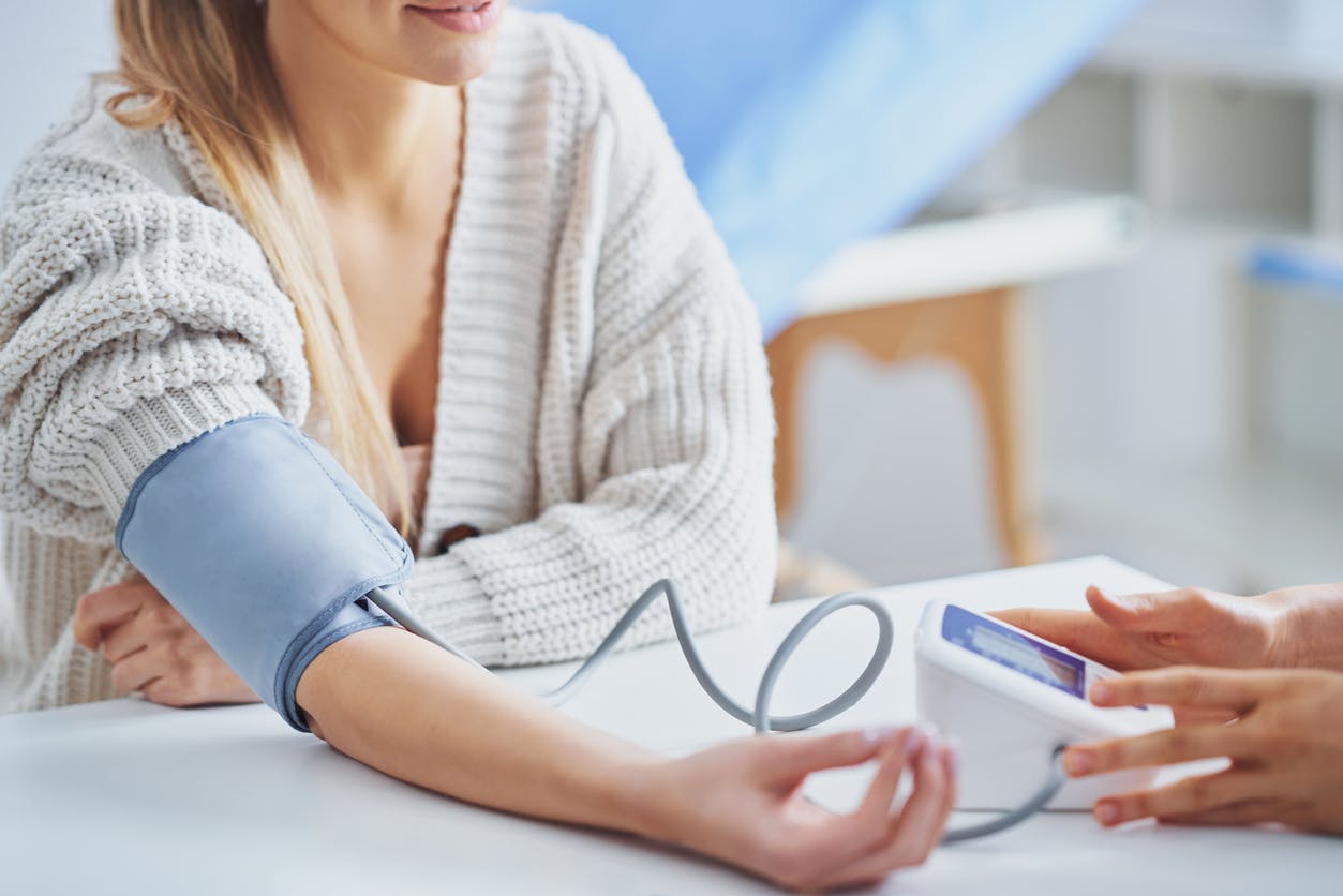 Comment faire remonter une tension trop basse ?