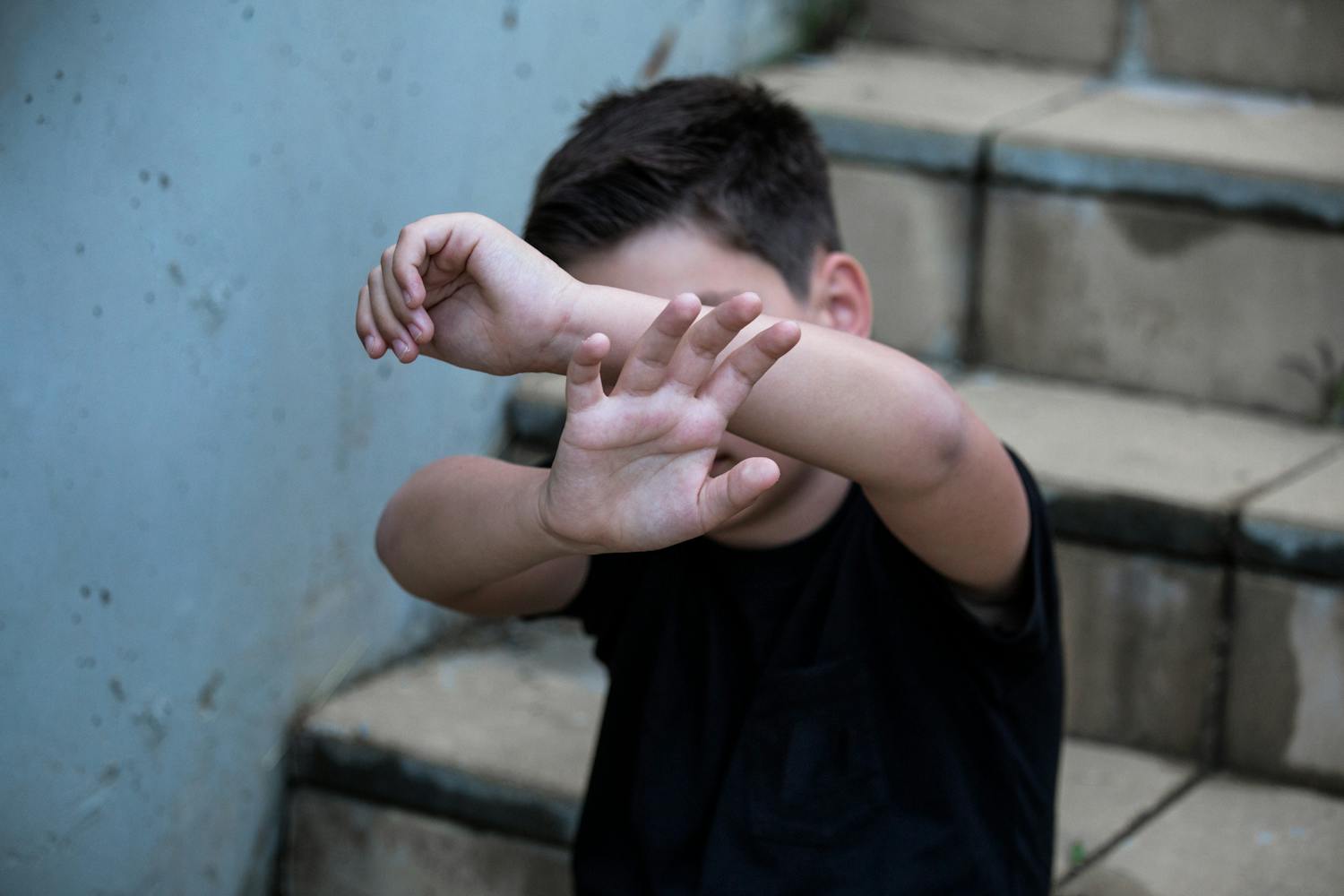 Traumatisme de l'enfance et trouble du stress post-traumatique : comment le diagnostiquer ?