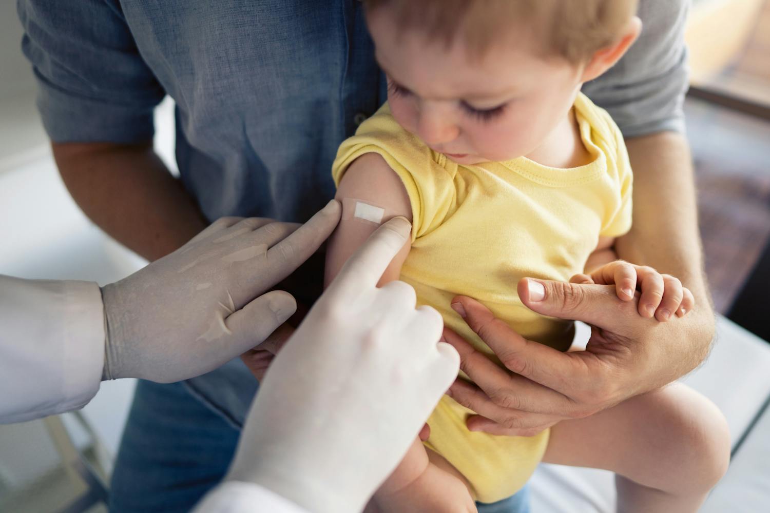 Tout savoir sur le calendrier vaccinal de l'enfant et les vaccins obligatoires