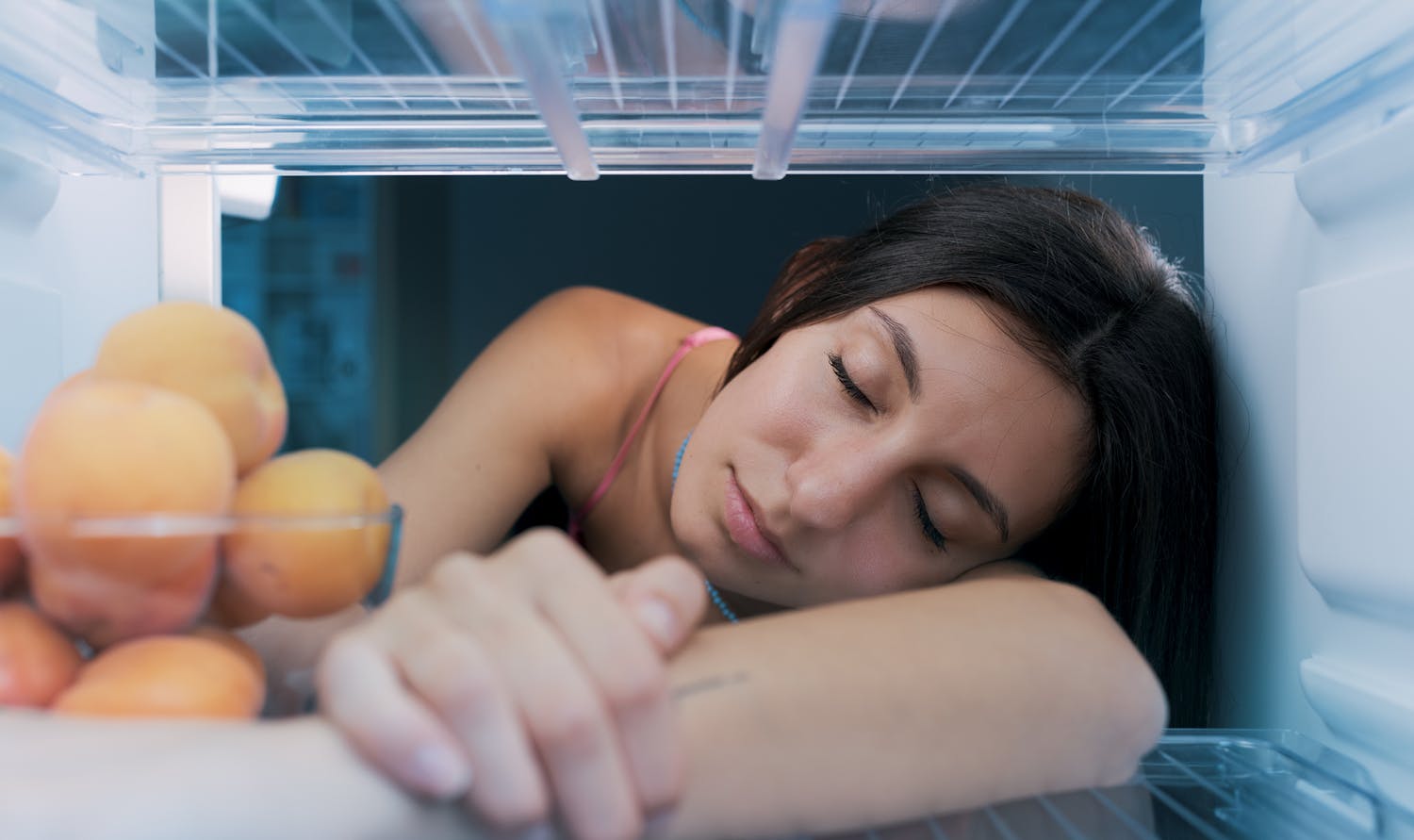Dormir dans le froid pour maigrir : est-ce efficace ?