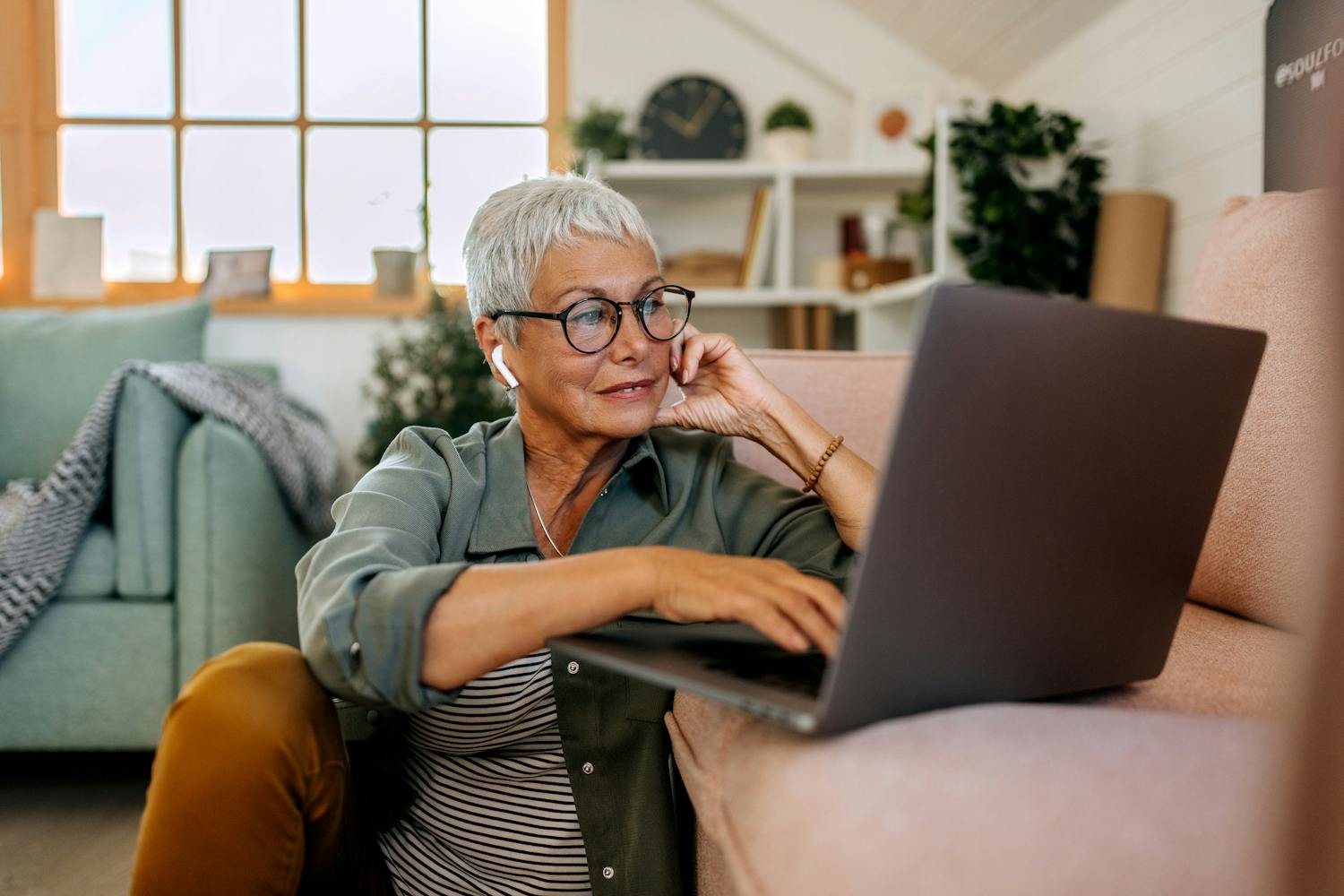 Écouteurs et cerveau : tout savoir pour protéger votre santé