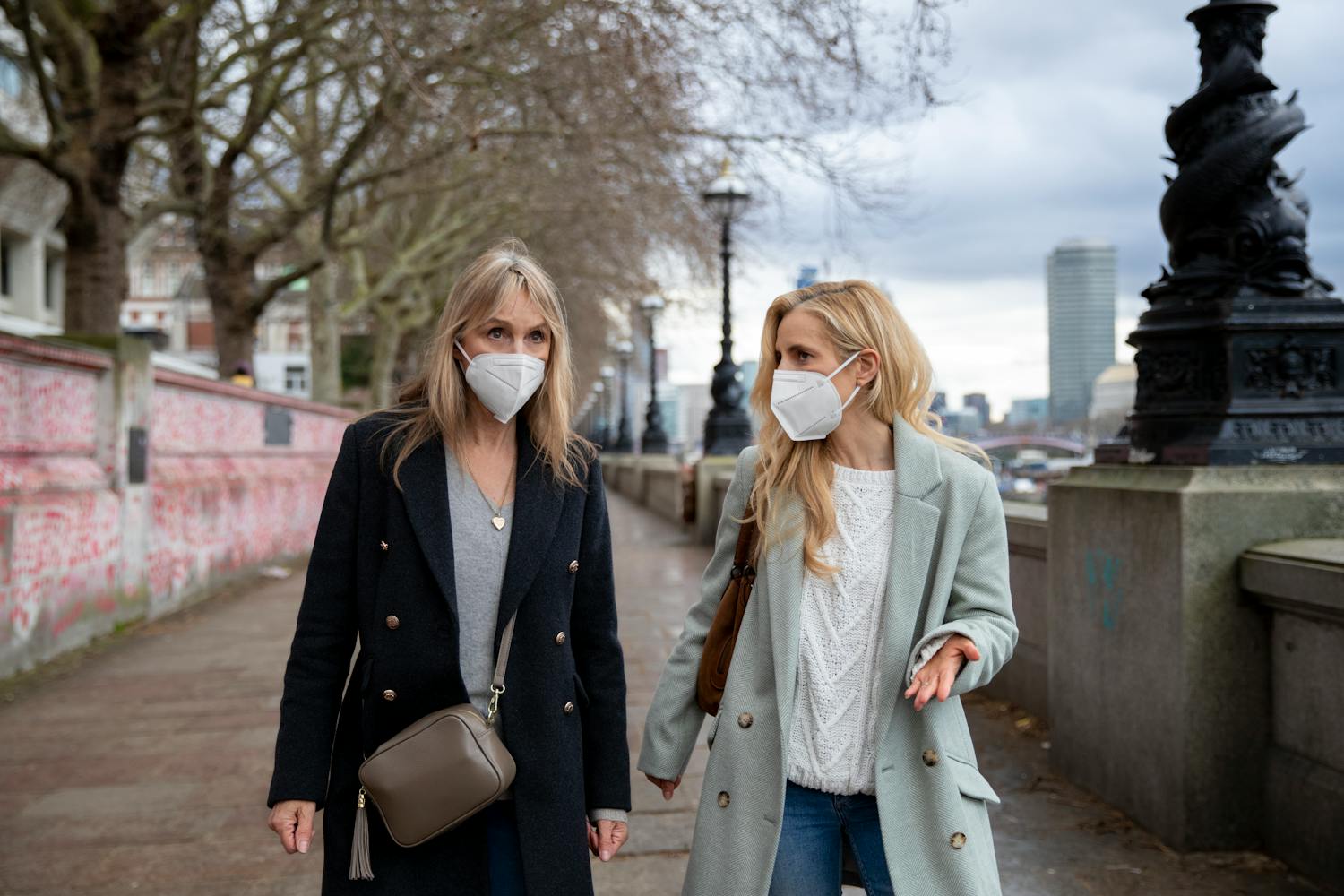 Pollution de l'air : baisse-t-elle vraiment ? Risques et solutions santé.